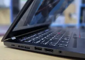 Laptop Lenovo Thinkpad T490s 8GB Intel Core i5 SSD 256GB