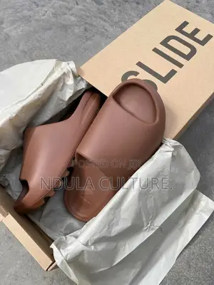 Adidas Adifoam Slides