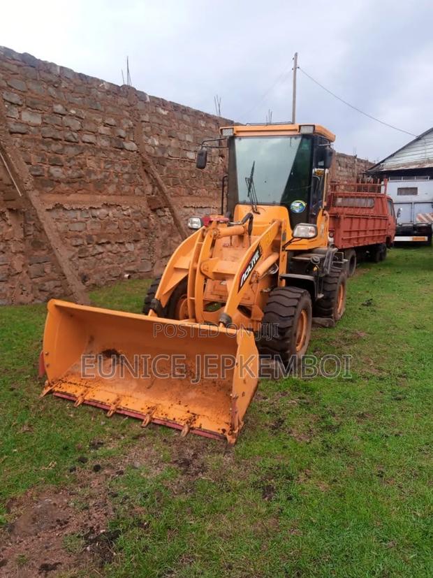 Wheel Loader - thumbnail 3