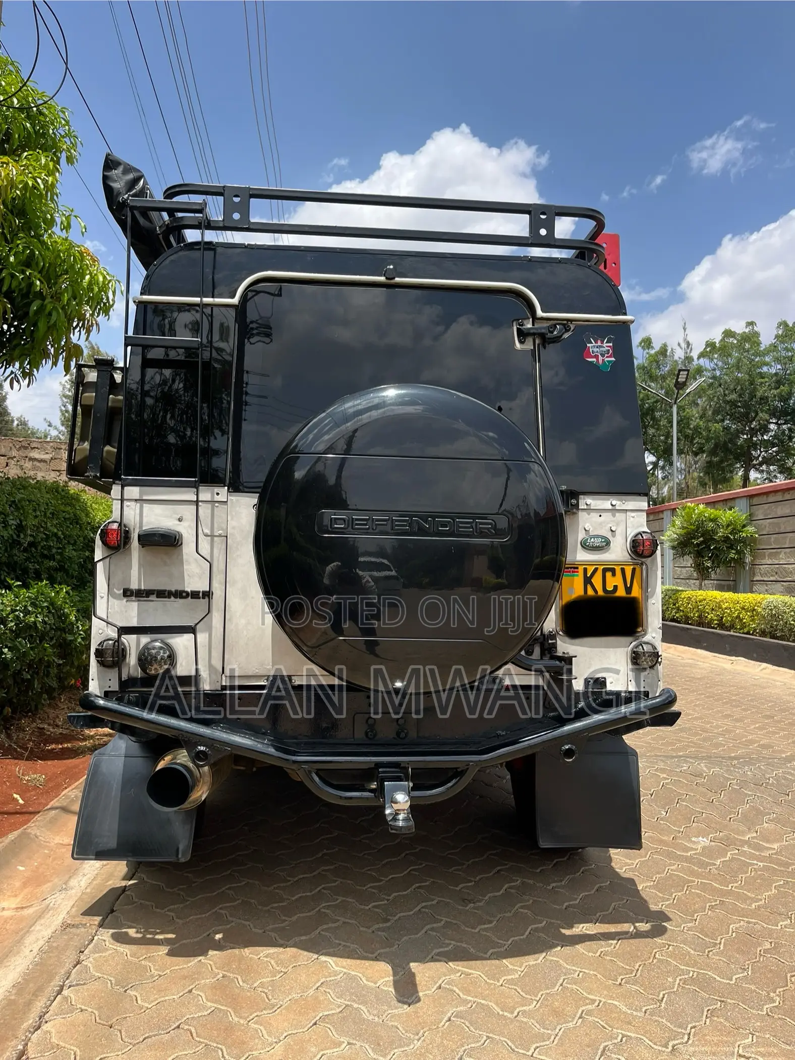 Land Rover Defender 1997 White