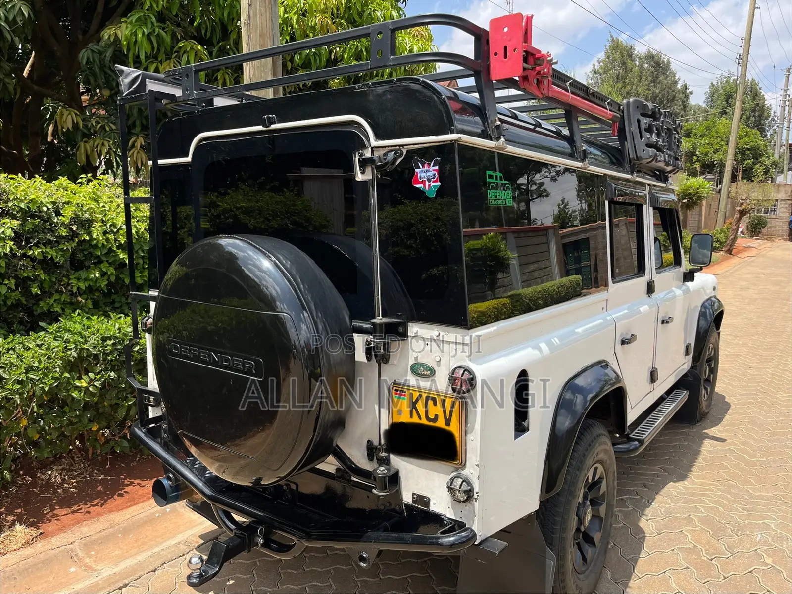 Land Rover Defender 1997 White