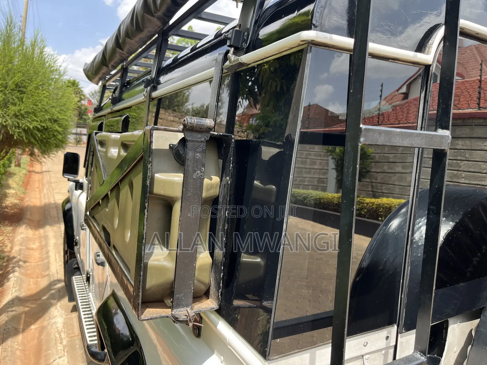 Land Rover Defender 1997 White