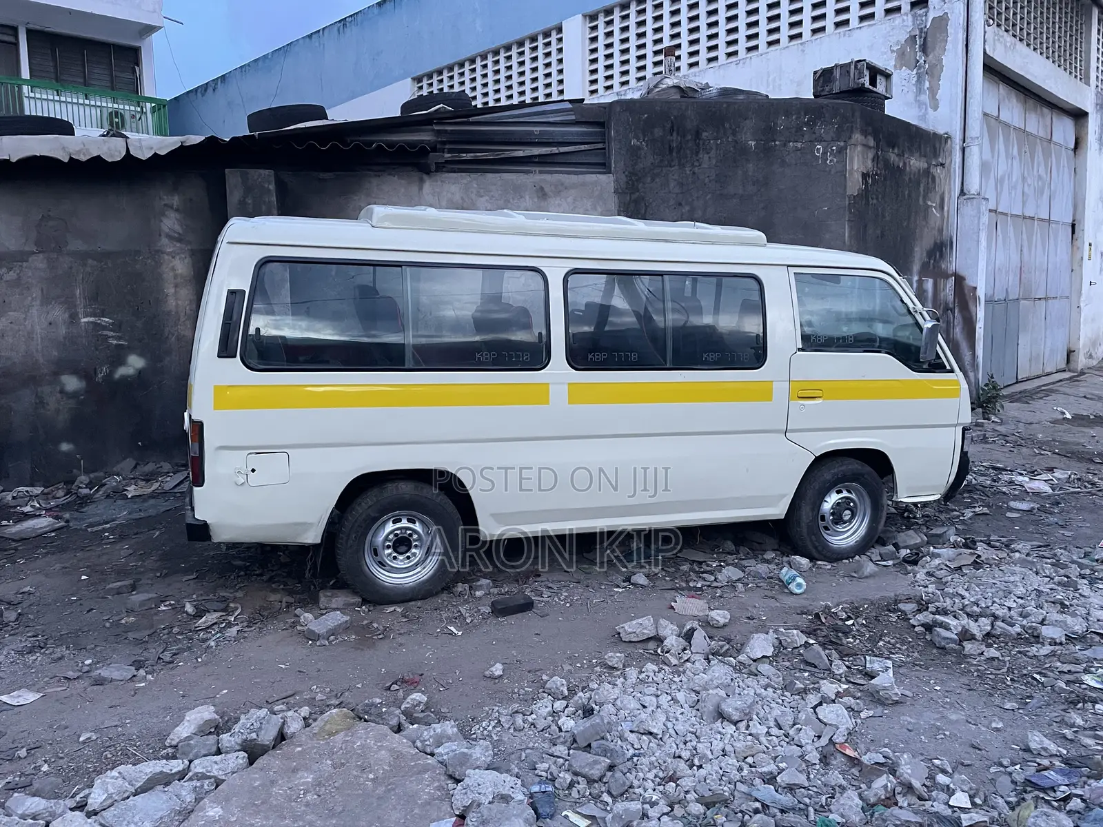 Nissan Caravan (Urvan) 2010