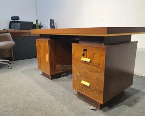 Office Executive Tables; Elegant Executive Office Computer Desk