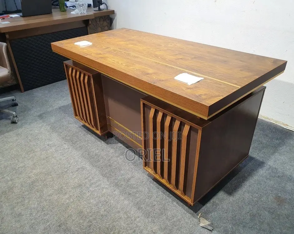 Office Executive Tables; Elegant Executive Office Computer Desk