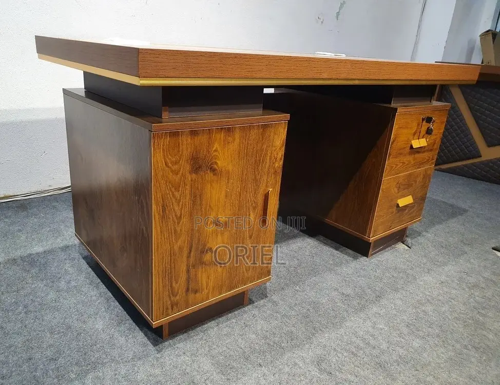 Office Executive Tables; Elegant Executive Office Computer Desk