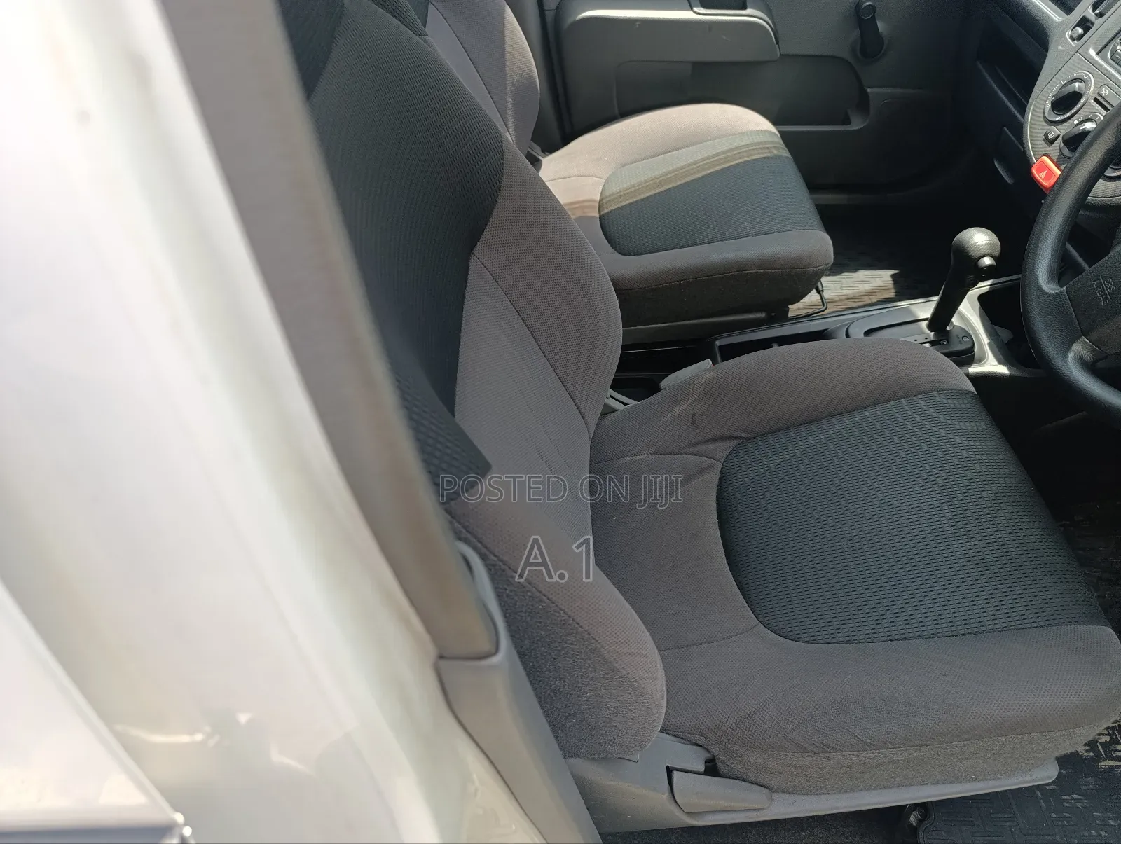 Nissan Advan 2018 White