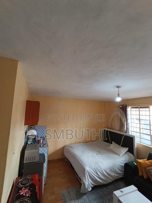 Studio Airbnb in Witeithie at 1500 Only - thumbnail 5