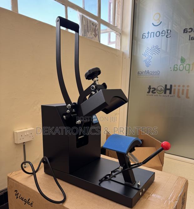 15.24cm by 7.62cm Cap Press Machine - main view