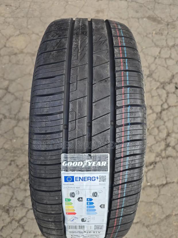 205 /55 R16 Goodyear Tyres - main view