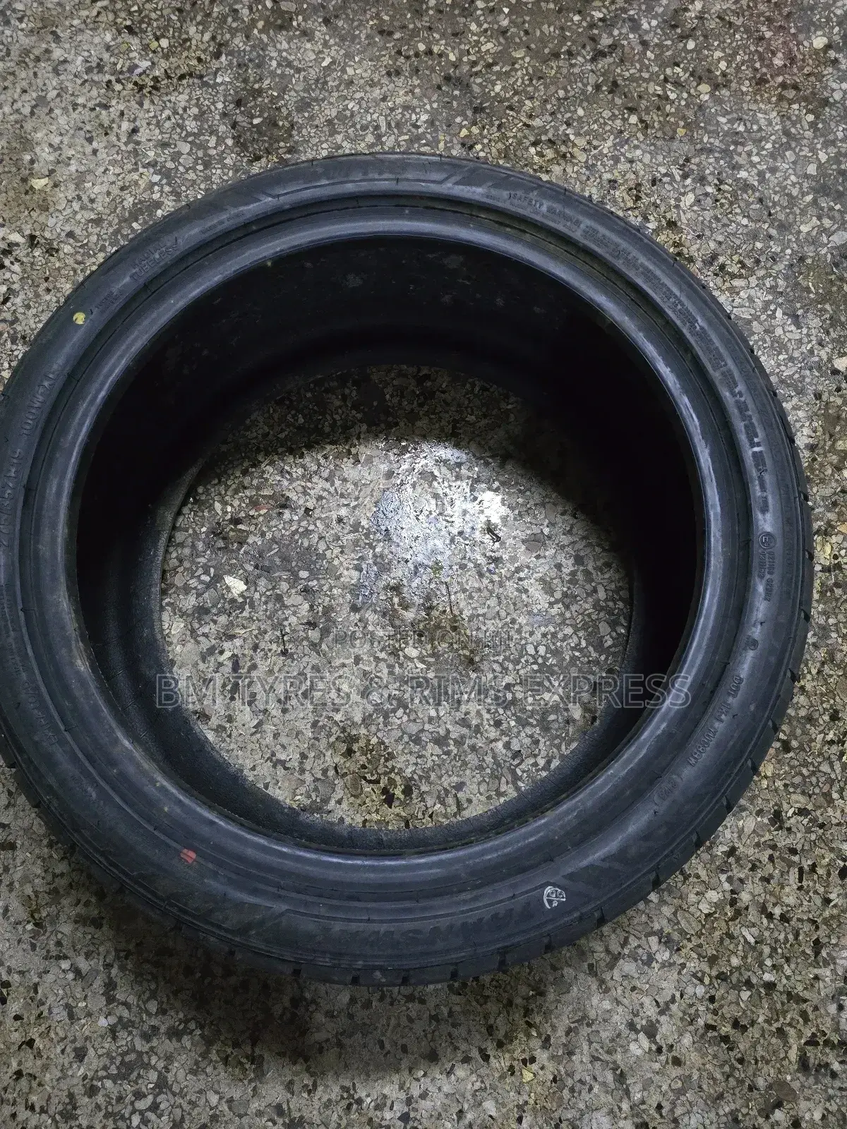 275 /35 R19 Transway Tyres