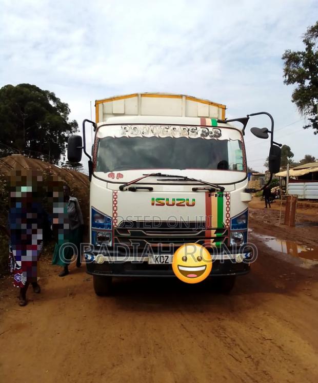 Isuzu FRR 90 KCZ 2020 White - thumbnail 2