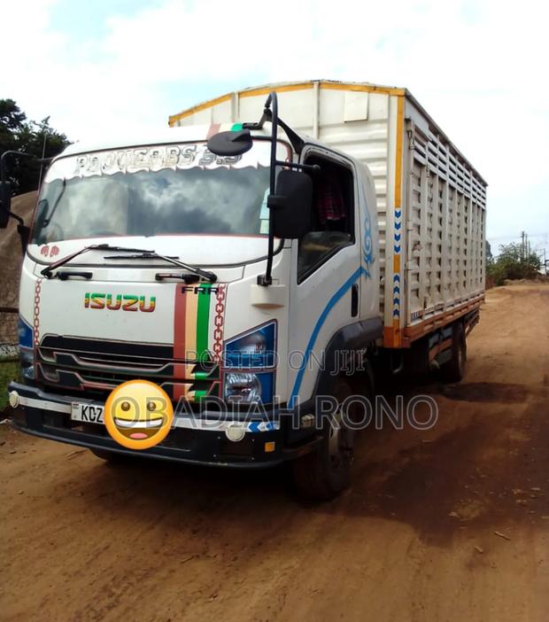 Isuzu FRR 90 KCZ 2020 White - thumbnail 3