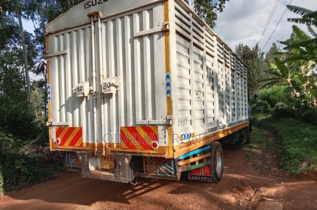 Isuzu FRR 90 KCZ 2020 White - thumbnail 5