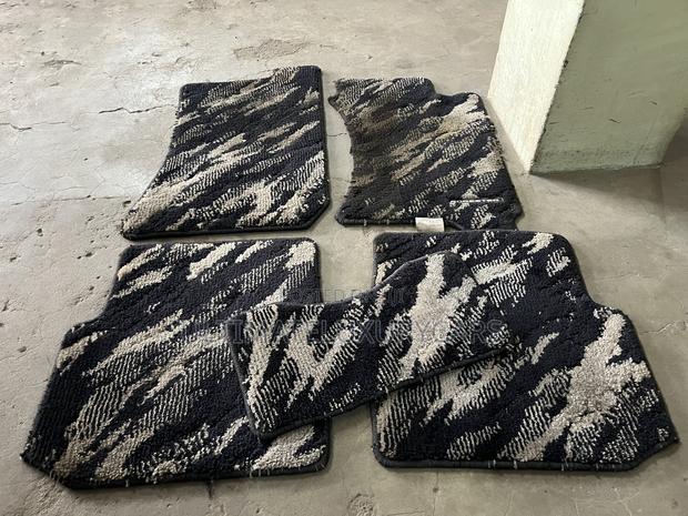 Original Subaru Forester Floor Matts - main view