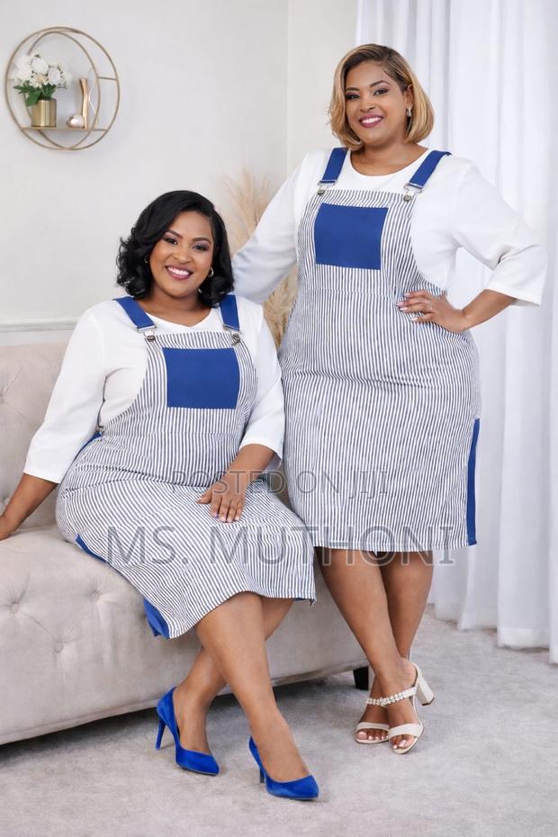 Attached Beautiful Fitted Pinafore Style With Elegant Side Button - main view