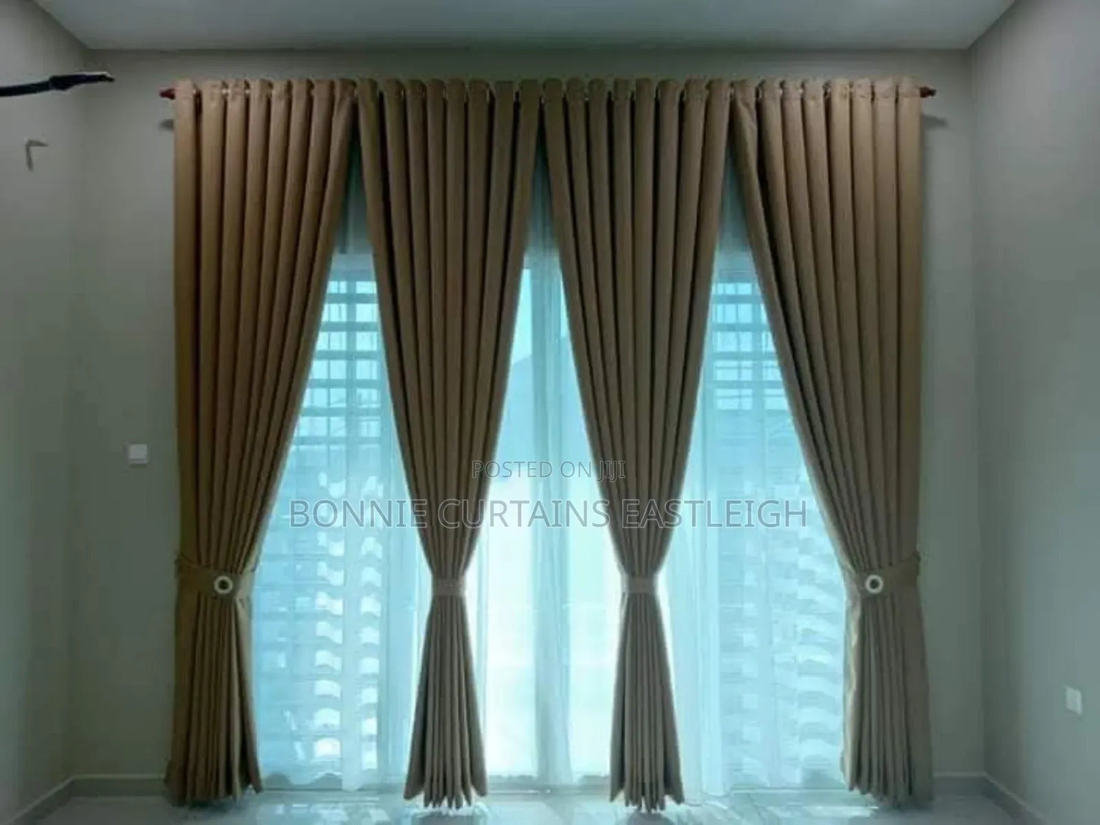 Blige Curtains Mixed With Gold Best for Living Rooms
