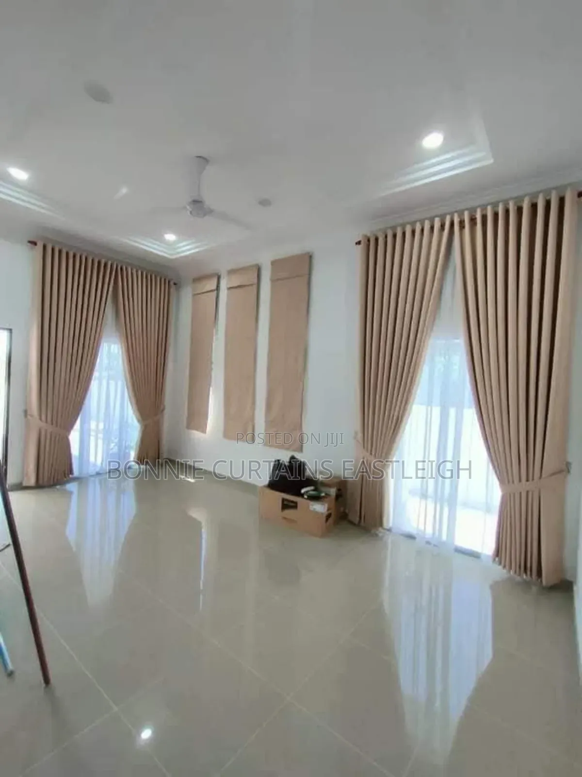 Blige Curtains Mixed With Gold Best for Living Rooms
