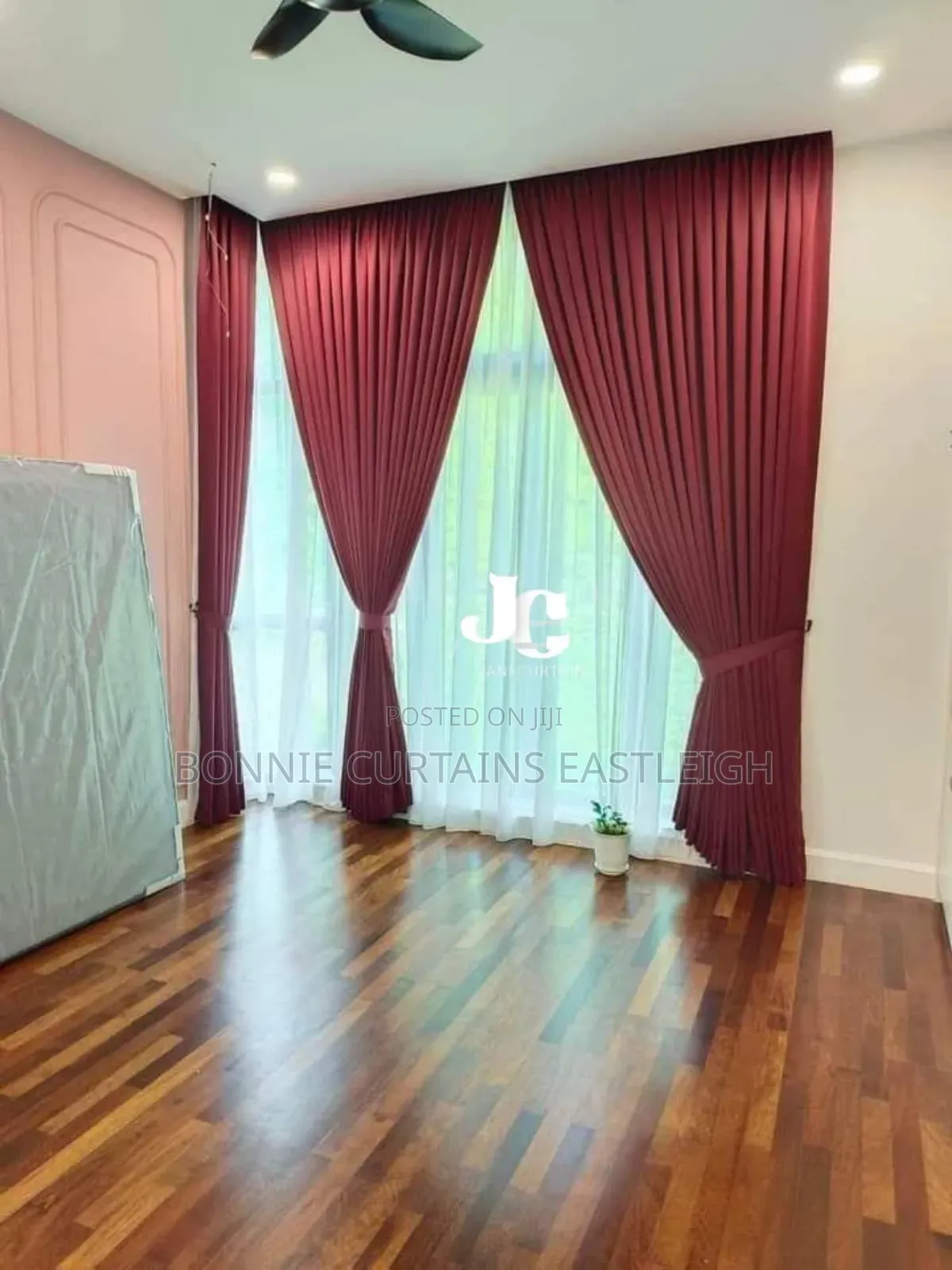 Good Looking Curtains for Guests Rooms