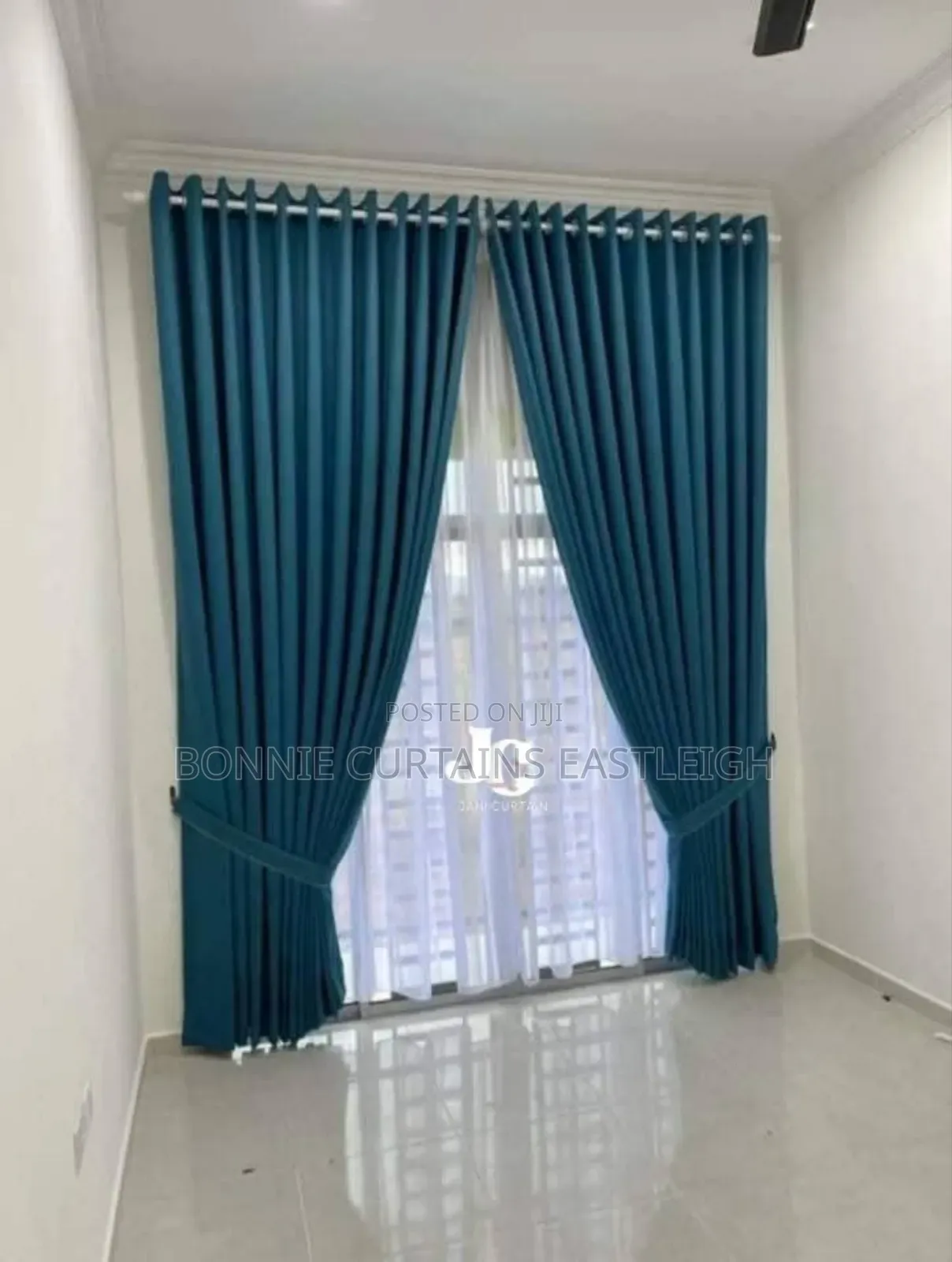 Good Looking Curtains for Guests Rooms