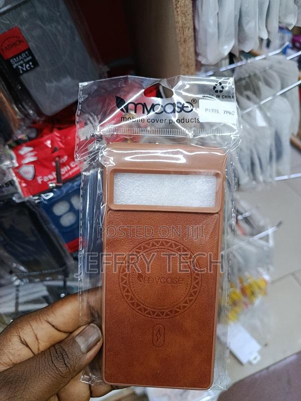 Google Pixel 7 Pro Magnetic Magsafe Leather Back Case - main view