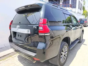 Toyota Land Cruiser Prado 2020 Black
