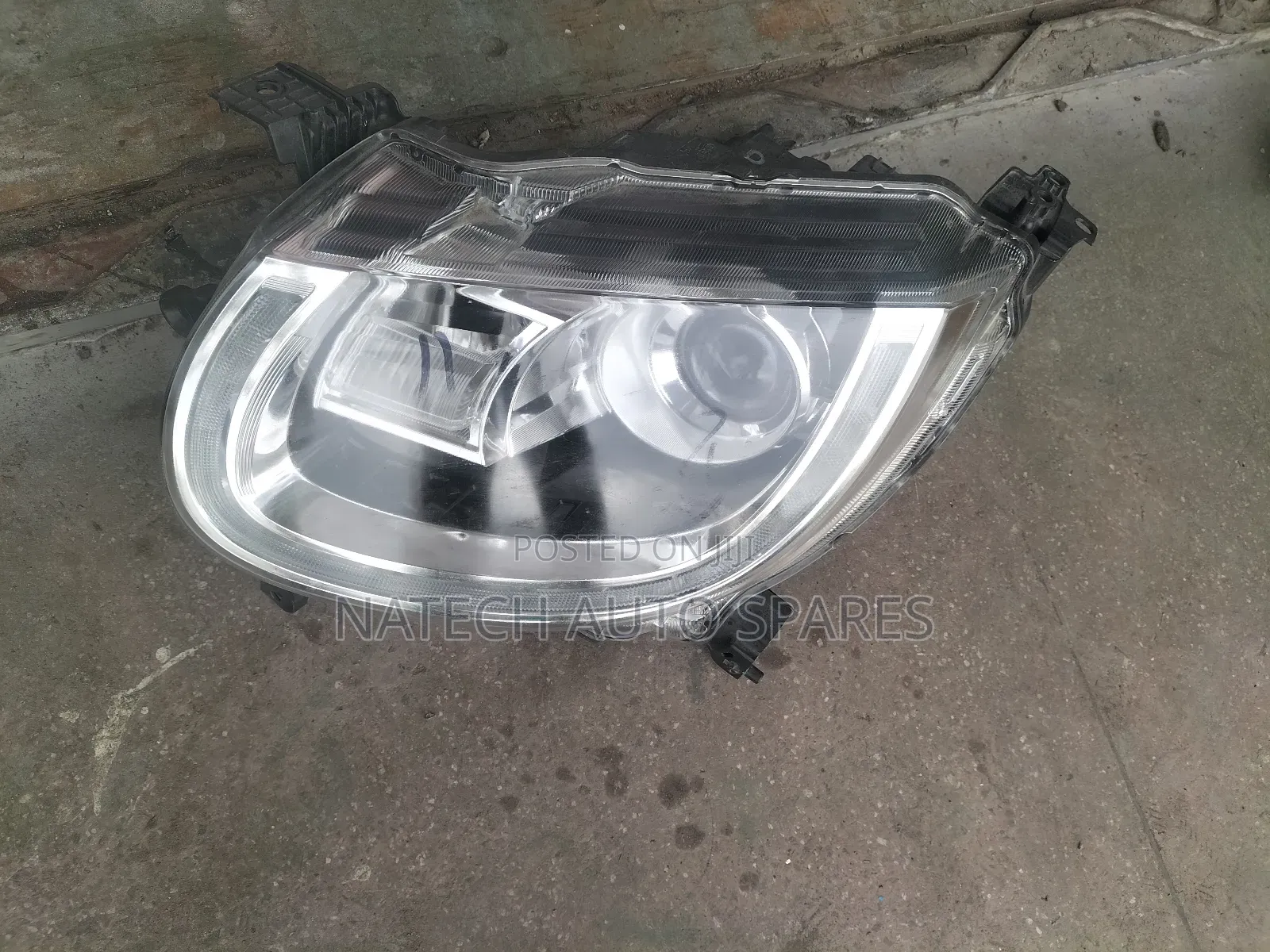 Suzuki Ignis Headlight Zenon