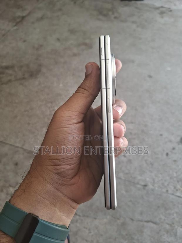 Vivo X Fold3 Pro 512 GB White - thumbnail 7