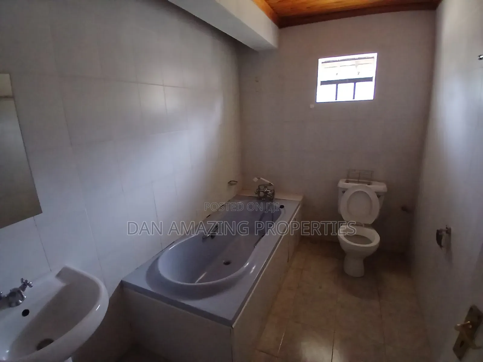 3bdrm Bungalow in Karen Plus Dsq, Hardy for rent