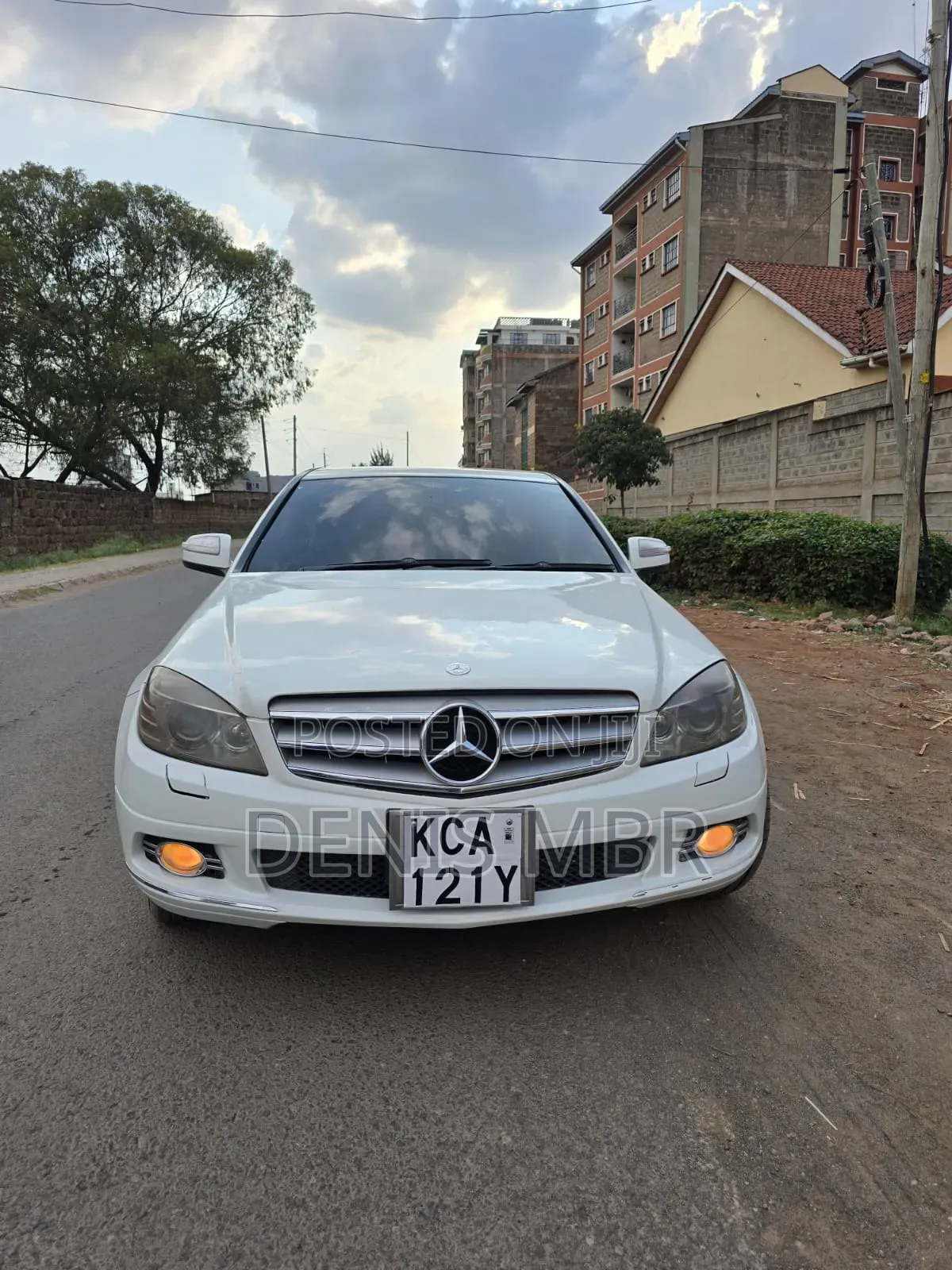 Mercedes-Benz C200 2009 White