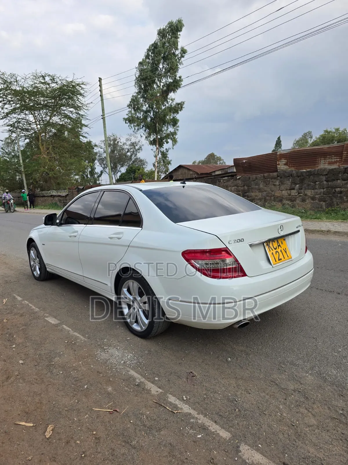 Mercedes-Benz C200 2009 White