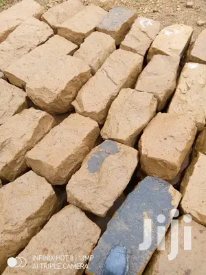 Brown,Yellow Stones