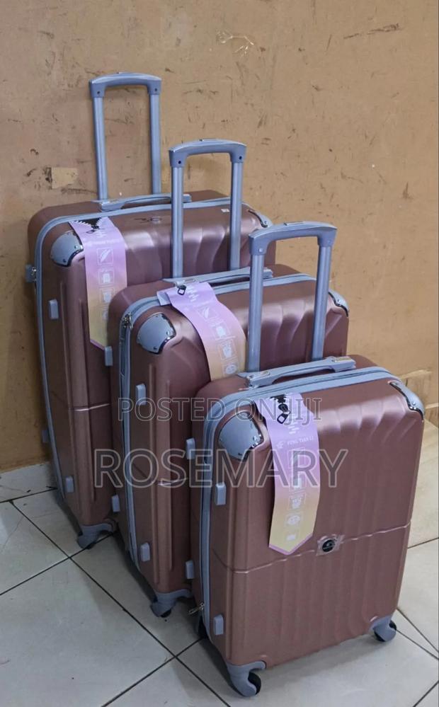 3 in 1 Luxurious Suitcase - thumbnail 4