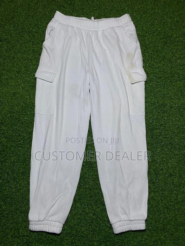 Sweatpants and Sweaters - thumbnail 9