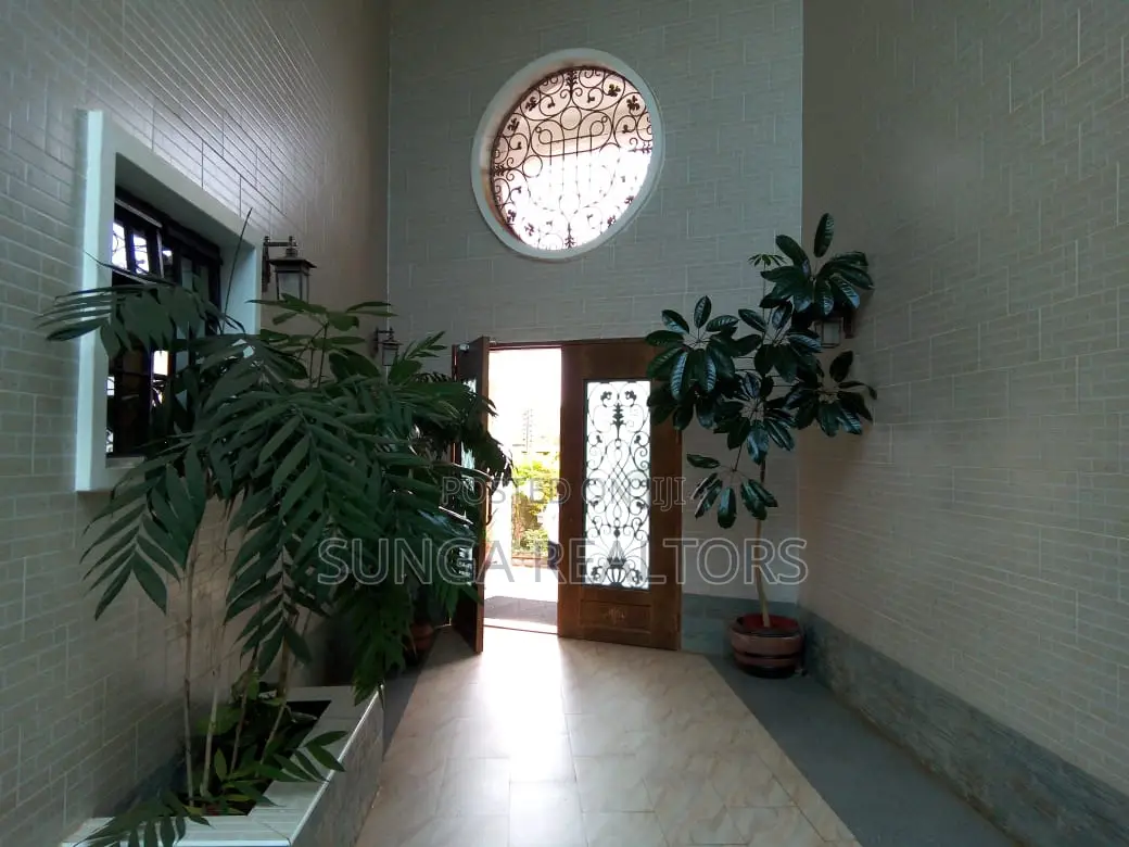 Furnished 2bdrm Apartment in Nyari Central for rent