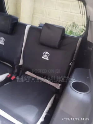 Axio-Hybrid Seat Covers Saika