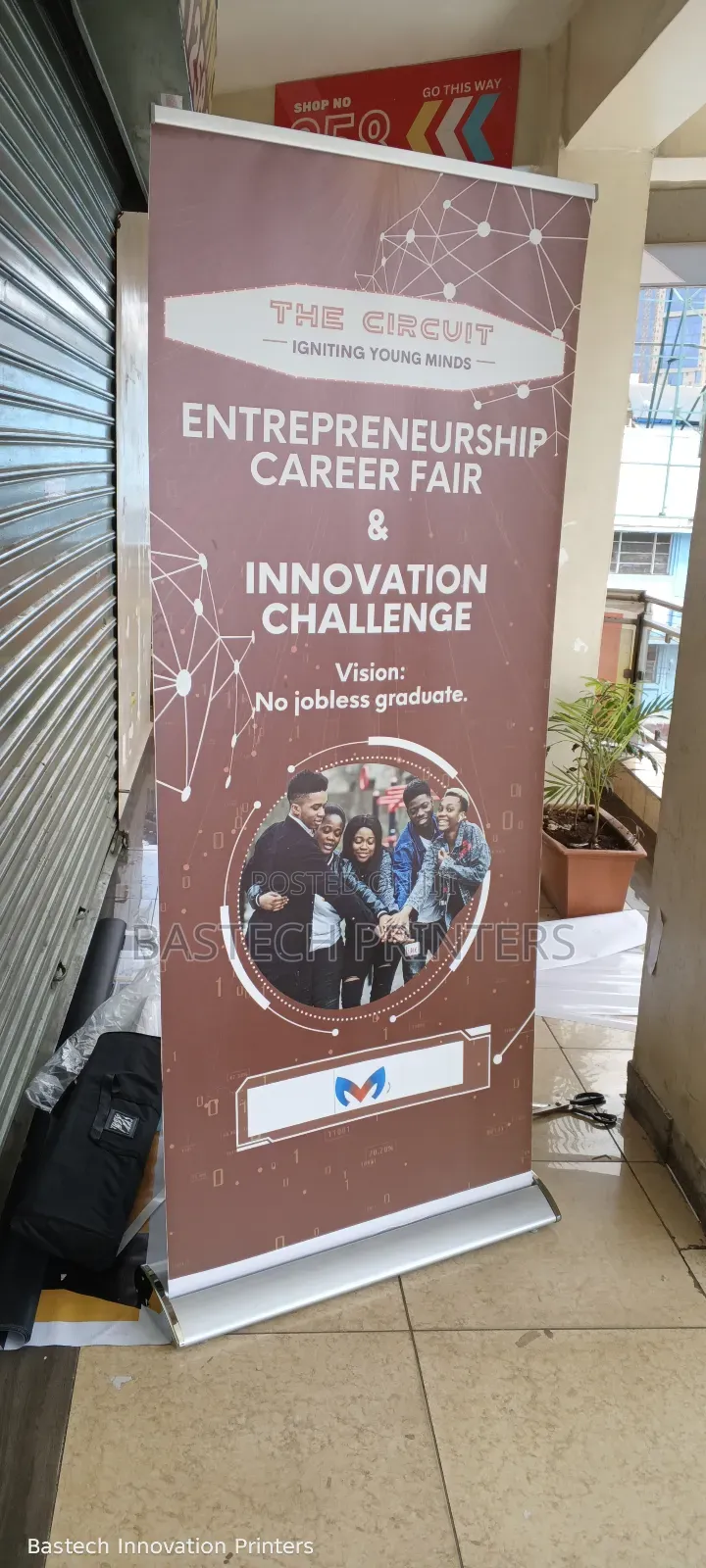 Conference-Grade Broad Base Display Banner