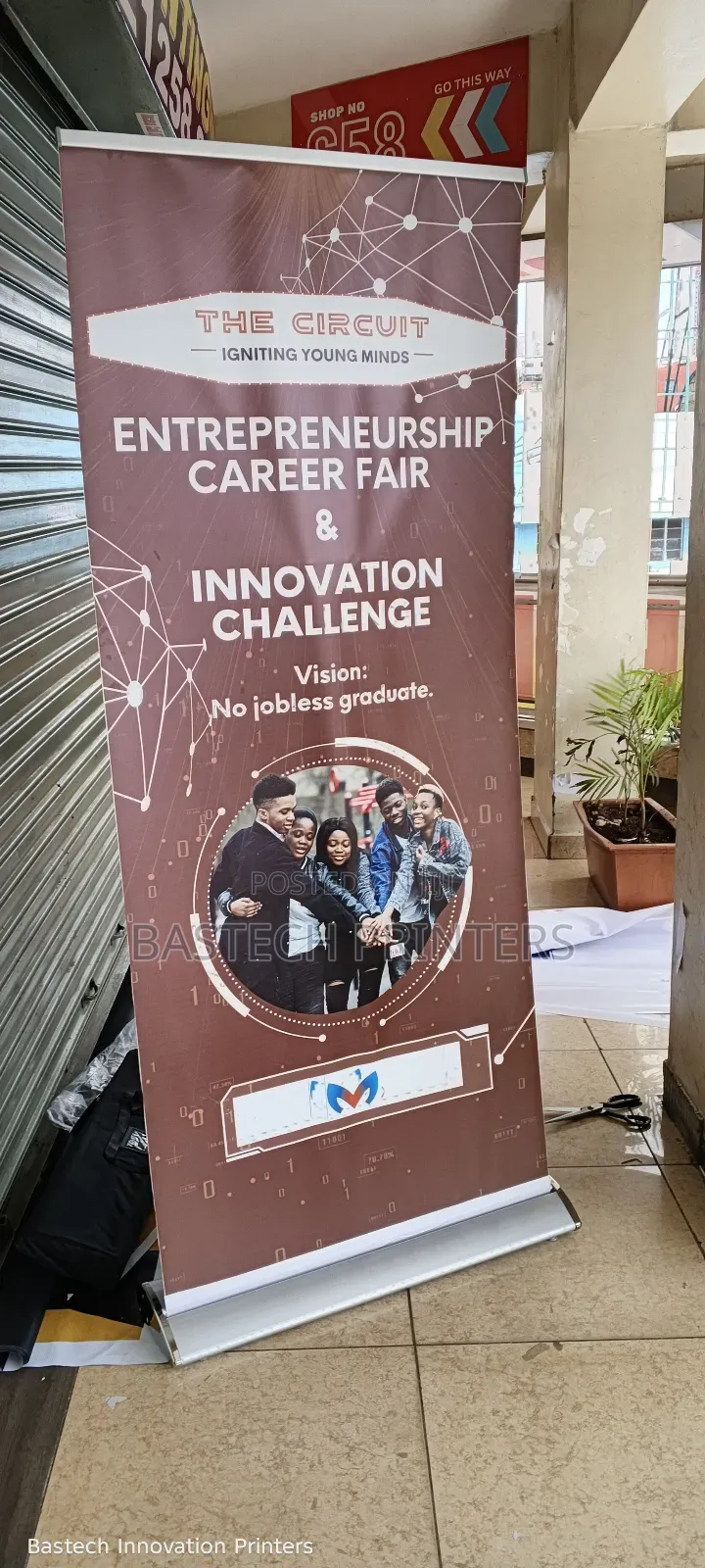Heavy Support Roll-Up Banner System