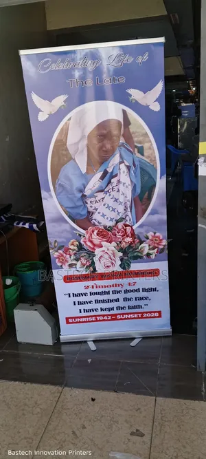 Elegant Tribute Roll-Up Banner (Narrow Base)