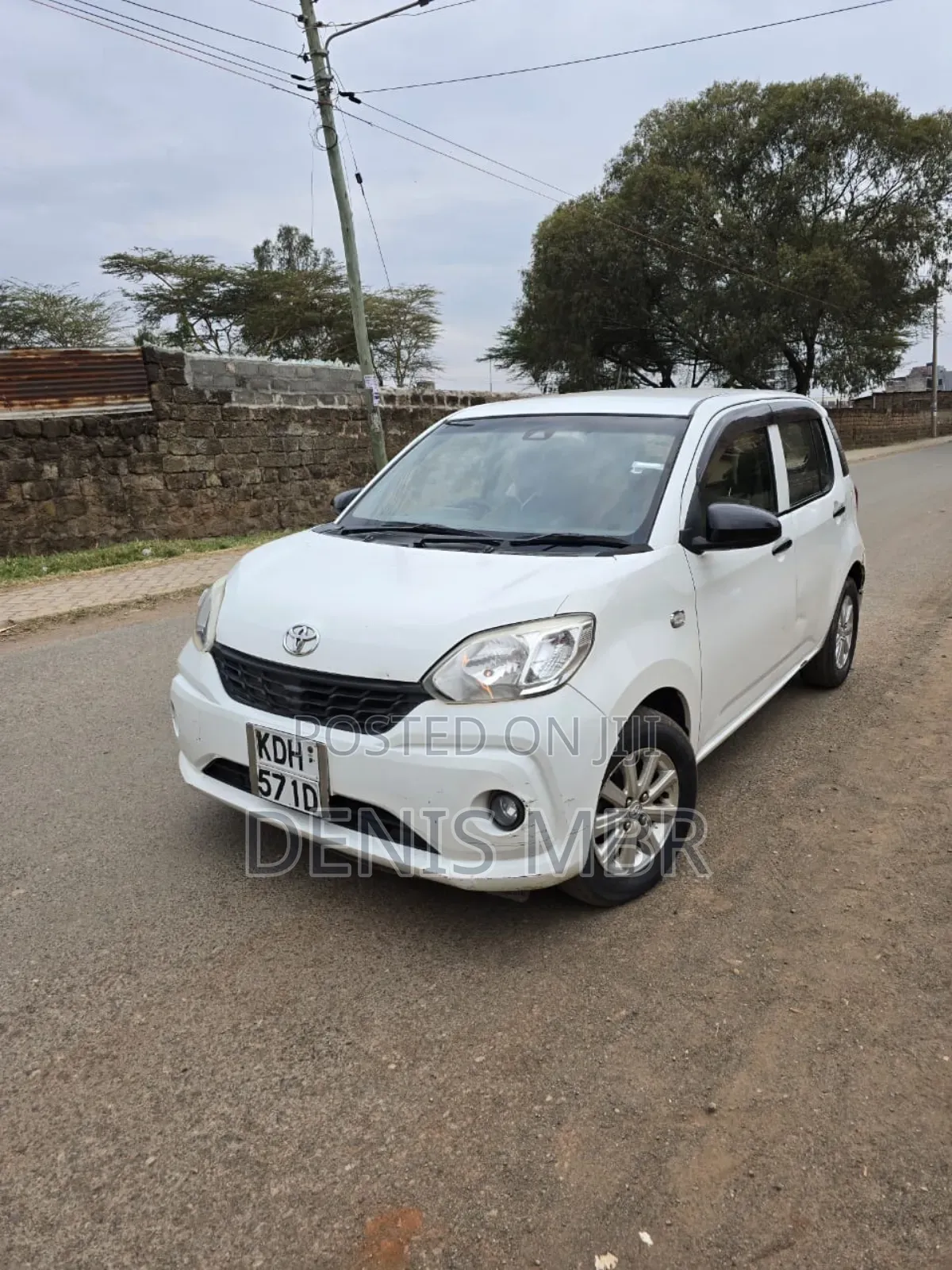 Toyota Passo 2017 White