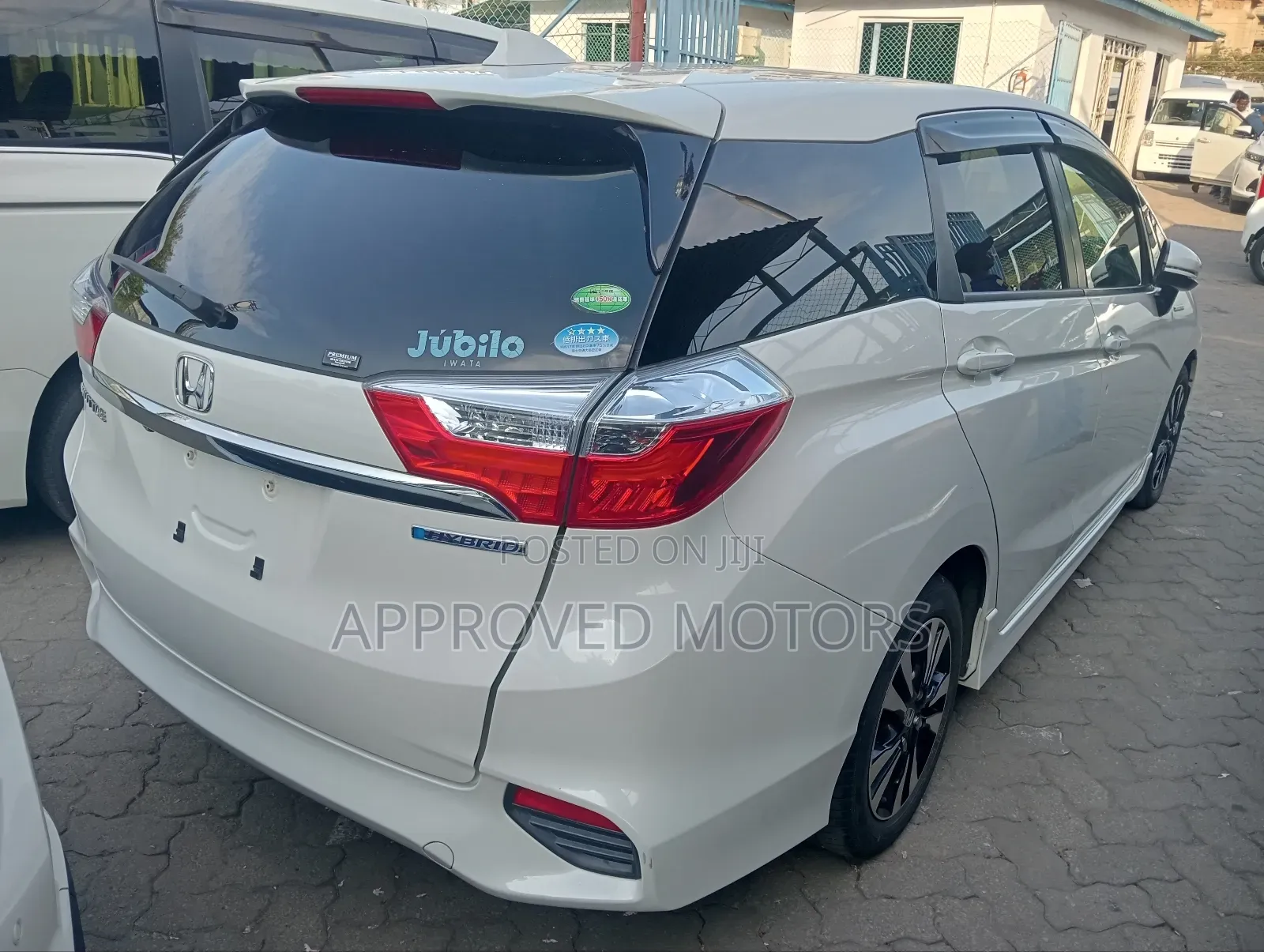 Honda Fit Shuttle 2019 White