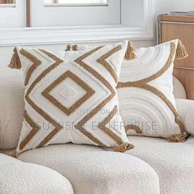 Tufting Pattern Pillow Case - main view
