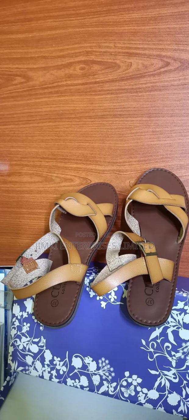 Ladies Shoes - thumbnail 6