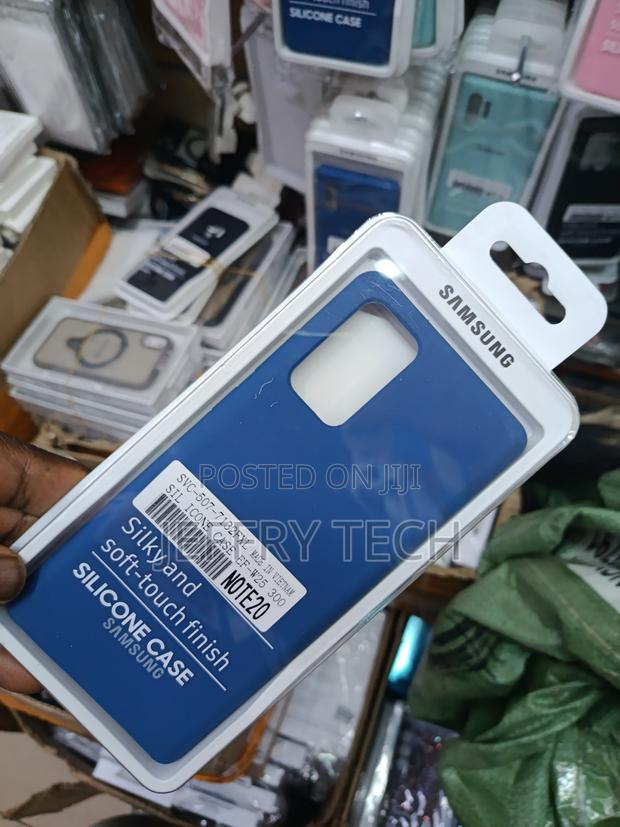Samsung Galaxy Note 20 Official Silicone Case in Blue. - thumbnail 3