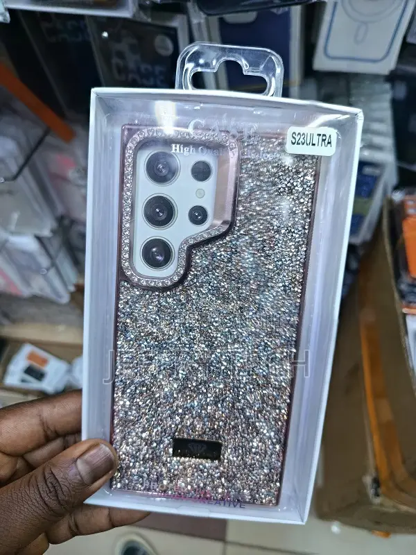 Luxurious Glitter Phone Case Designed for the Samsung Galaxy S23 Ultra