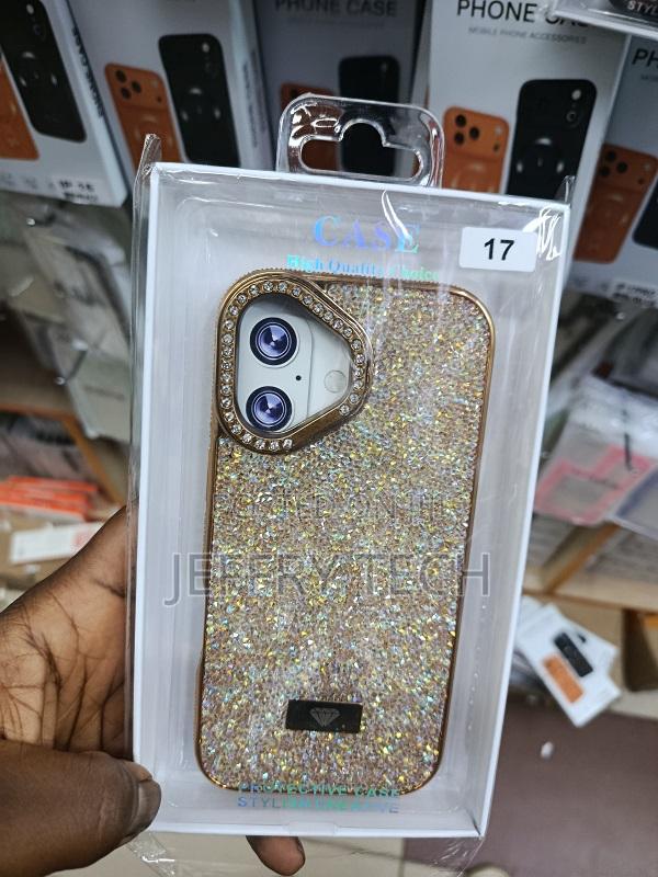 Diamond Luxury Cover Is a Silicon Phone Case With the iPhone 17,