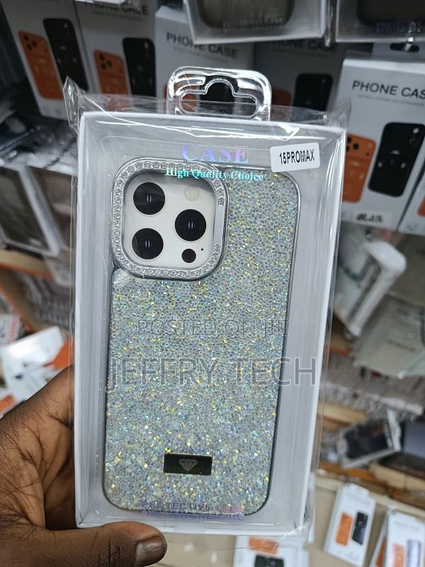 Sparkly, Rhinestone-Studded Phone Case the Apple iPhone 15 Pro Max.