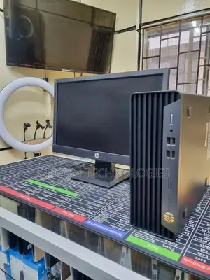 Desktop Computer HP 16GB AMD Ryzen 5 SSD 256GB