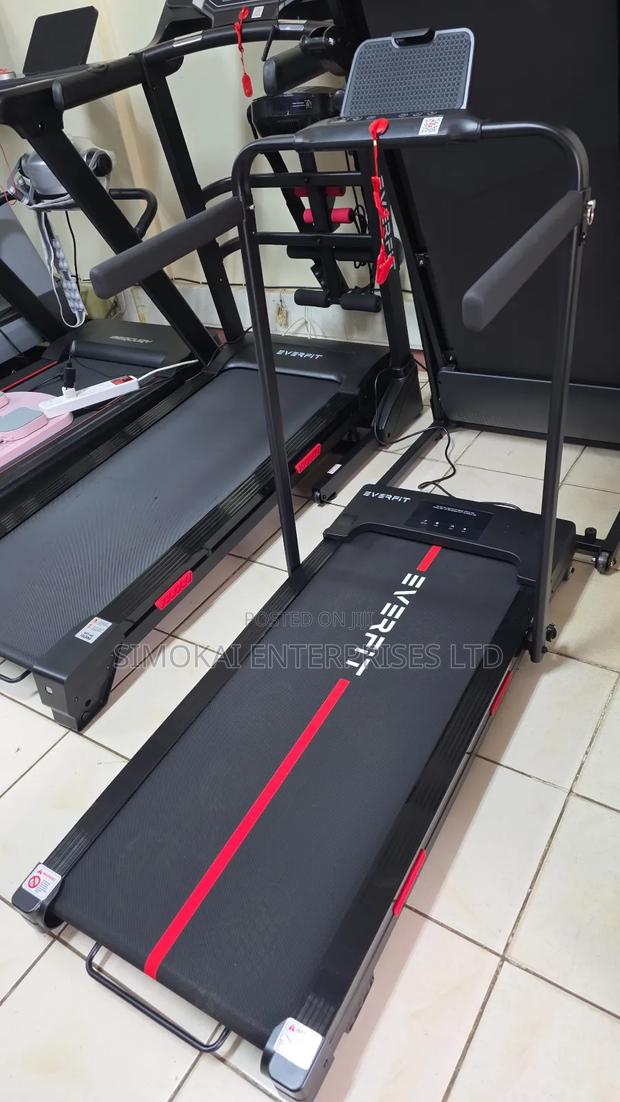 Everfit Foldable Walking Pad With Auto Incline - thumbnail 2