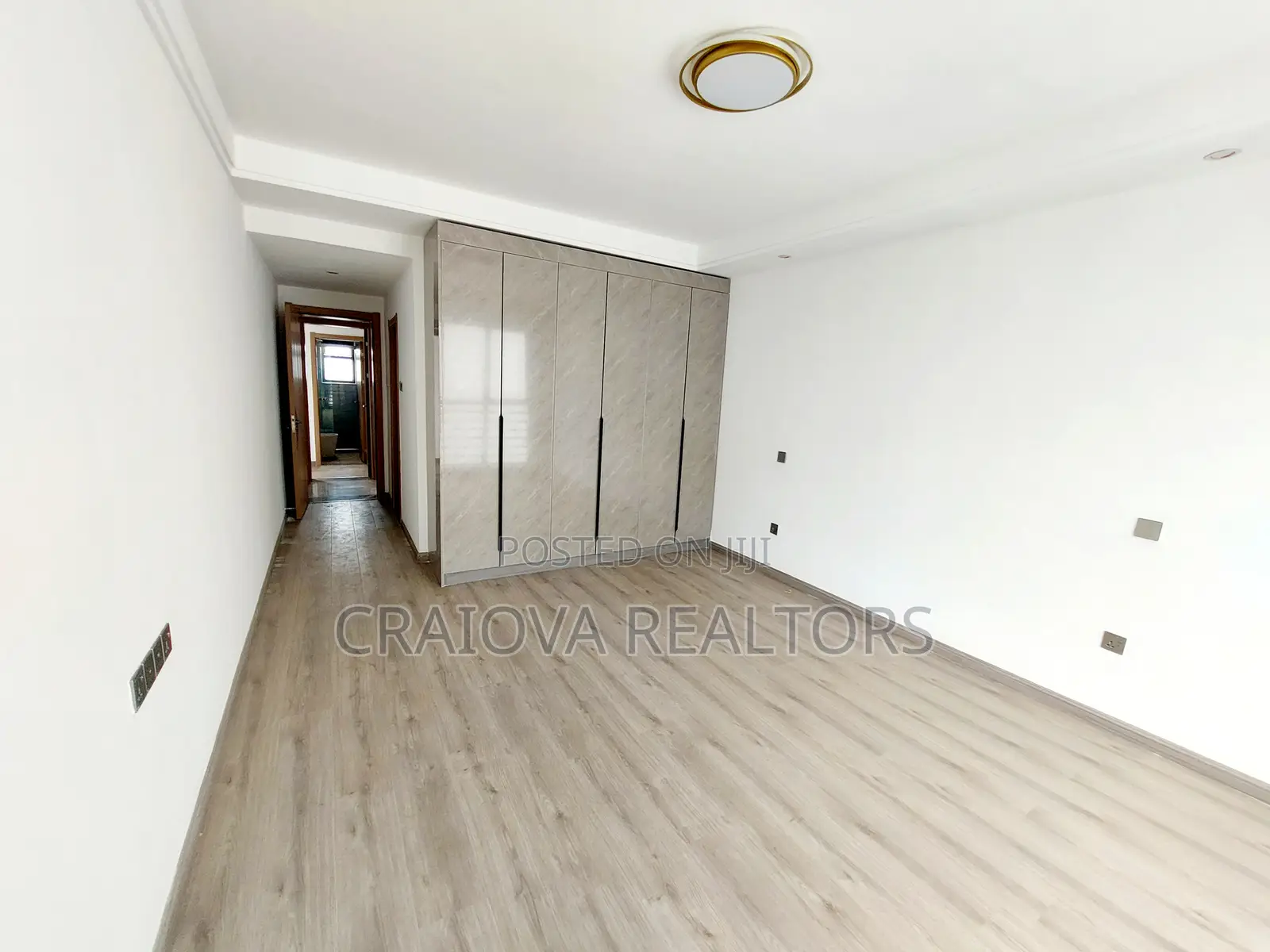 3bdrm Apartment in Riverside Drive for sale